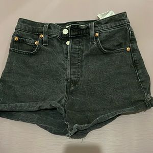 Levi’s short